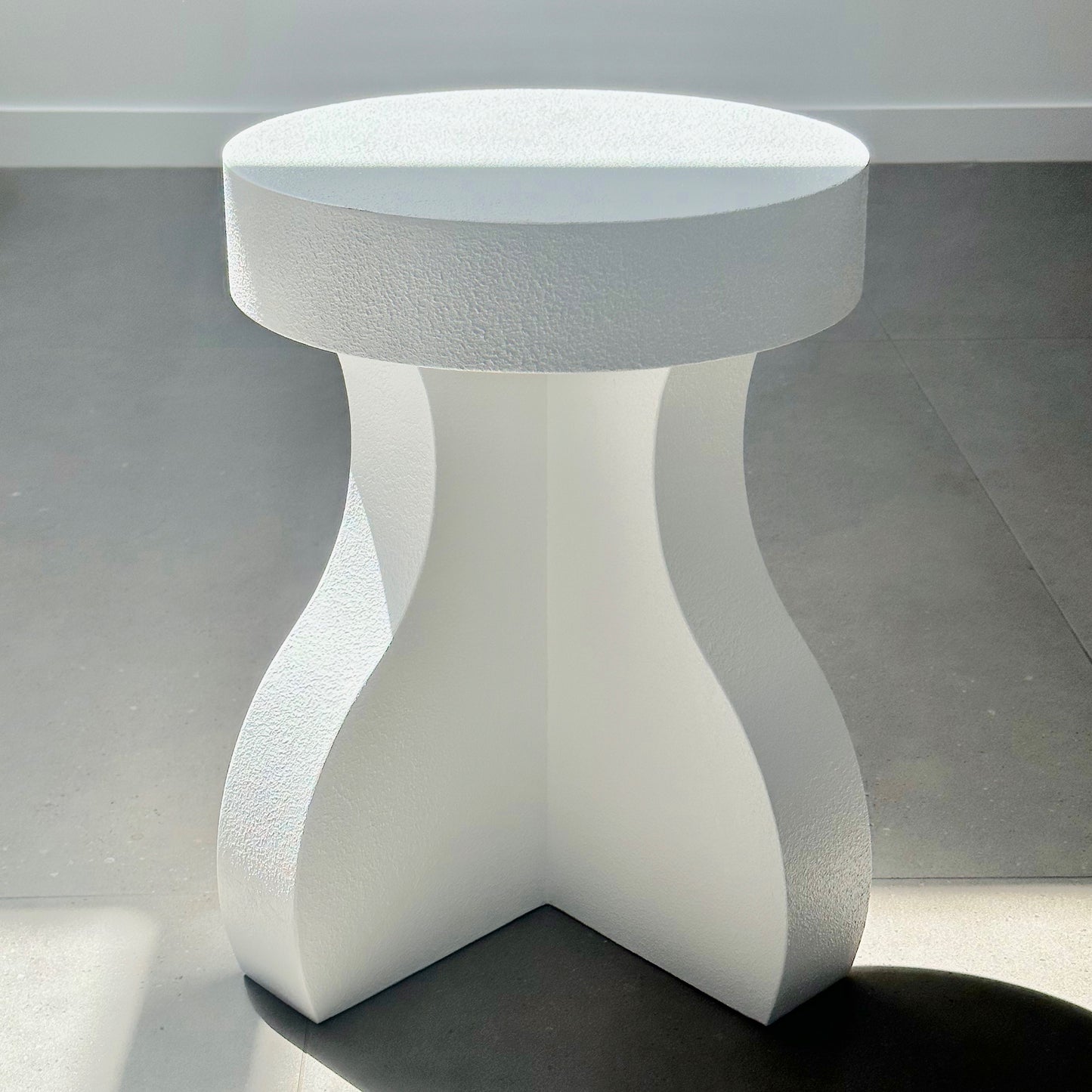 CLOVER SIDE TABLE